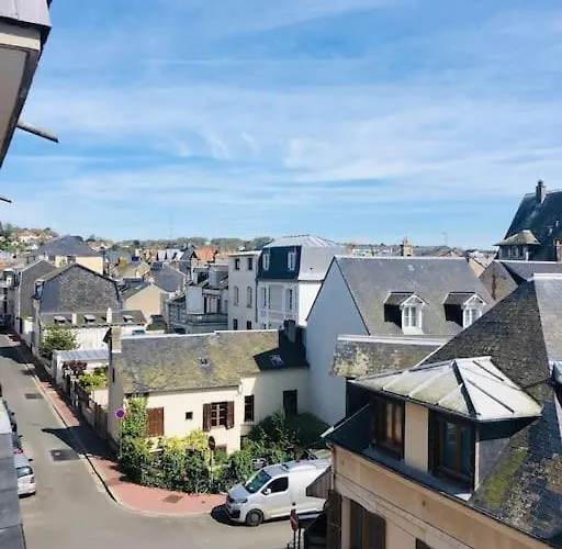 Appartement L'olliffe Joli Hypercentre A 2 Pas De La Place Morny Deauville