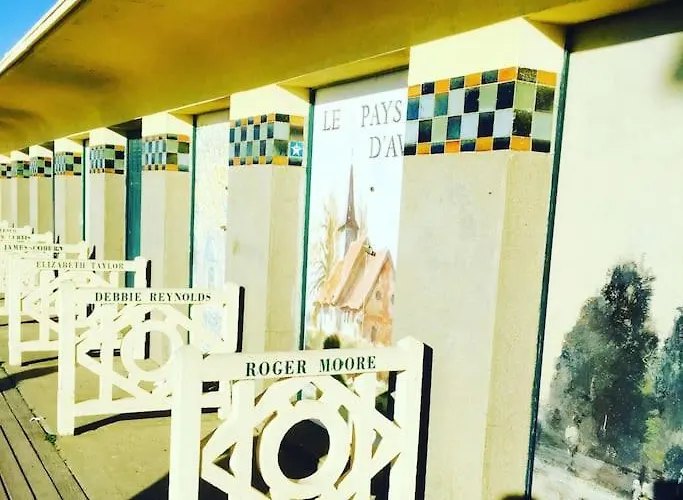 L'olliffe Joli Hypercentre A 2 Pas De La Place Morny Deauville