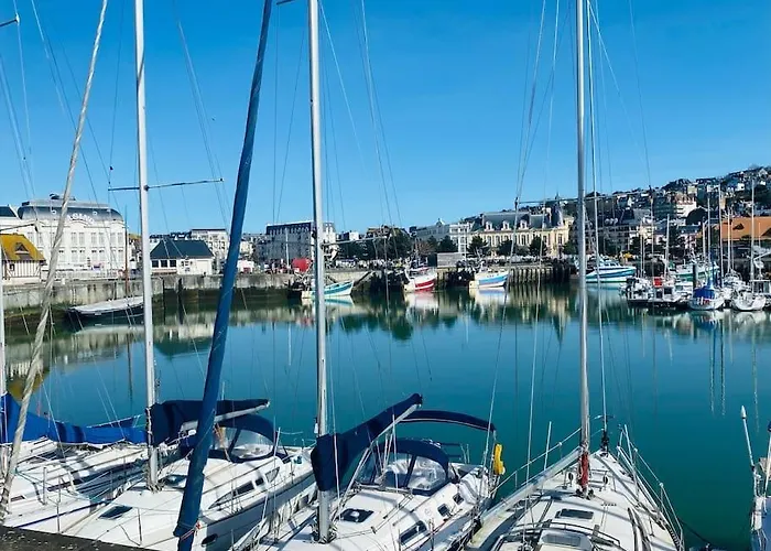 L'olliffe Joli Hypercentre A 2 Pas De La Place Morny